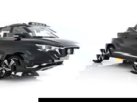 MG ZS - EV Luxury 45 kWh (INCL-BTW) Aut. *PANO | LEATHER | CCS-FASTLOADER | KEYLESS | NAVI-FULLMAP | ADAPTIVE-CRUISE | CAMERA | HEATED-SPORTSEATS | CARPLAY | BLINDSPOT | DAB | LANE-ASSIST | 17''ALU*