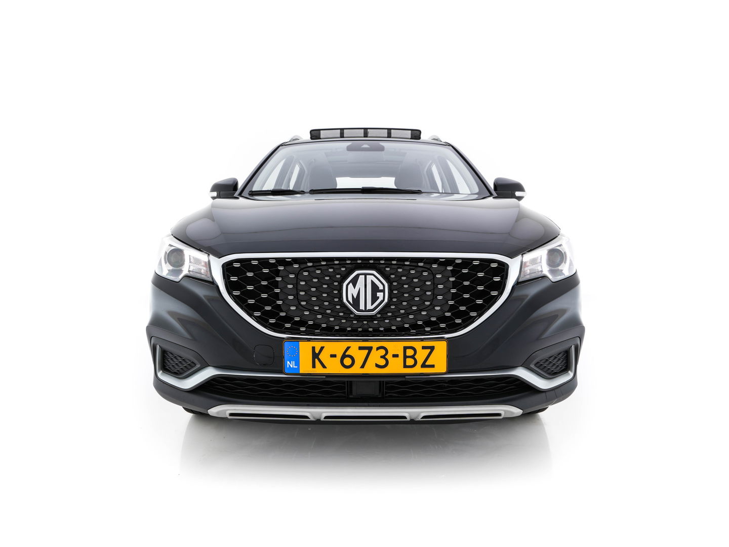 MG ZS EV Luxury 45 kWh (INCL.BTW) Aut. *PANO | LEATHER | CCS-FASTLOADER | KEYLESS | NAVI-FULLMAP | ADAPTIVE-CRUISE | CAMERA | HEATED-SPORTSEATS | CARPLAY | BLINDSPOT | DAB | LANE-ASSIST | PRIVACY-GLASS | 17''ALU*