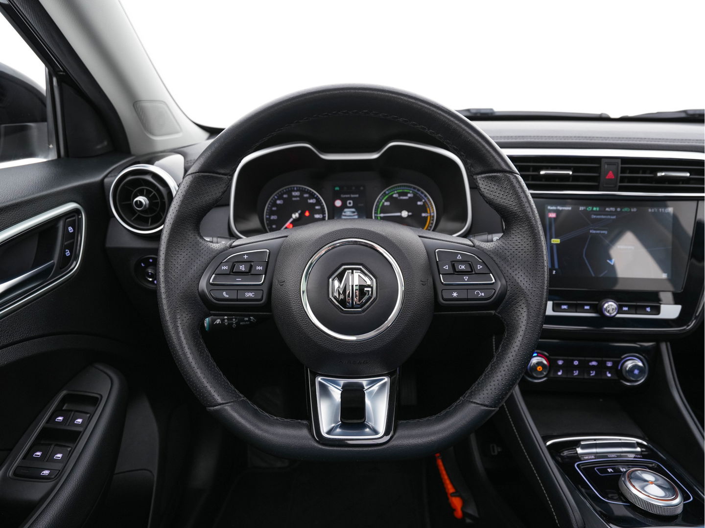 MG ZS EV Luxury 45 kWh (INCL.BTW) Aut. *PANO | LEATHER | CCS-FASTLOADER | KEYLESS | NAVI-FULLMAP | ADAPTIVE-CRUISE | CAMERA | HEATED-SPORTSEATS | CARPLAY | BLINDSPOT | DAB | LANE-ASSIST | PRIVACY-GLASS | 17''ALU*