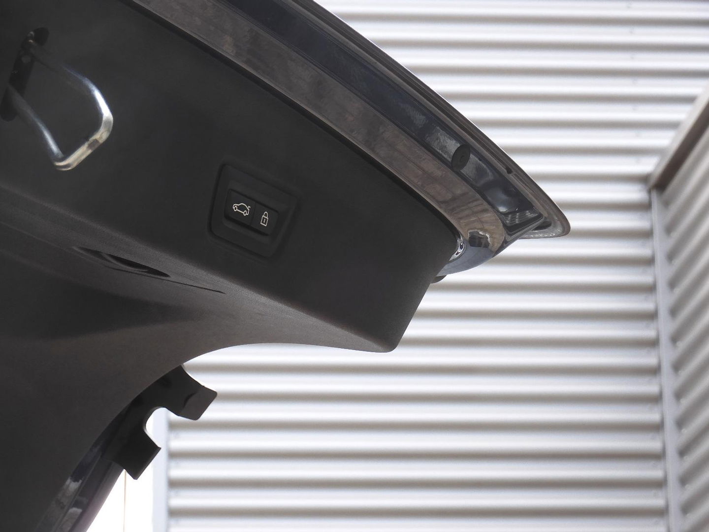 BMW i4 M50 M-SPORT/ KUIPSTOELEN/ SCHUIFDAK/ 360° CAMERA/ HEAD-UP/ 20INCH INDIVIDUAL VELGEN