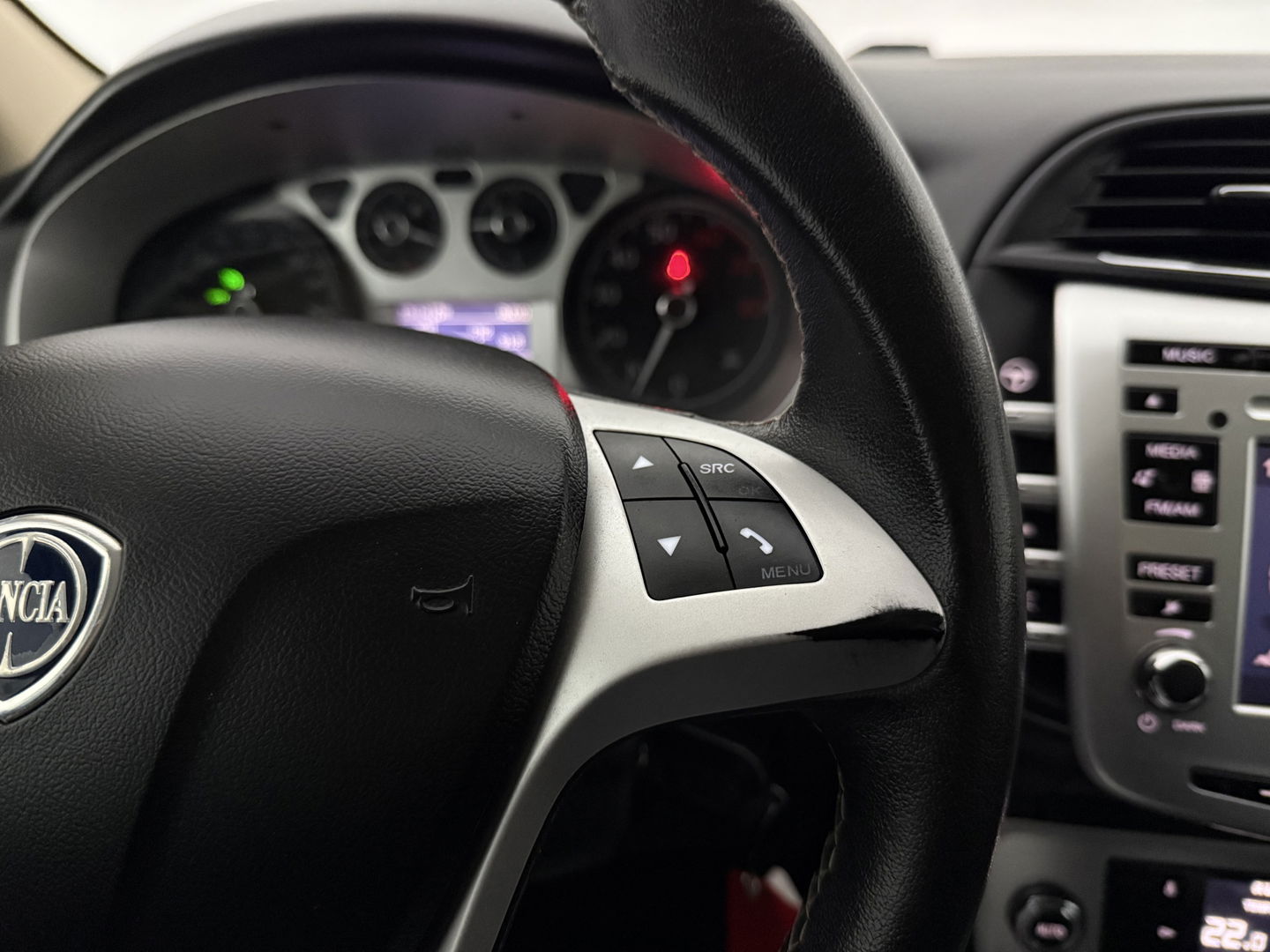 Lancia Delta 1.4-16V Oro | Clima | Cruise | Navi | Parkeersensoren | NAP