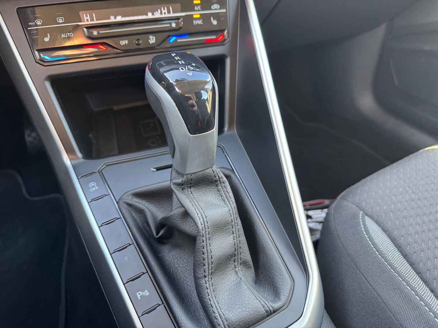 Volkswagen Polo 1.0 TSI Life Business DSG Navigatie APPLE Carplay