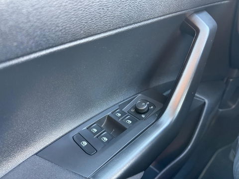 Volkswagen Polo 1.0 TSI Life Business DSG Navigatie APPLE Carplay