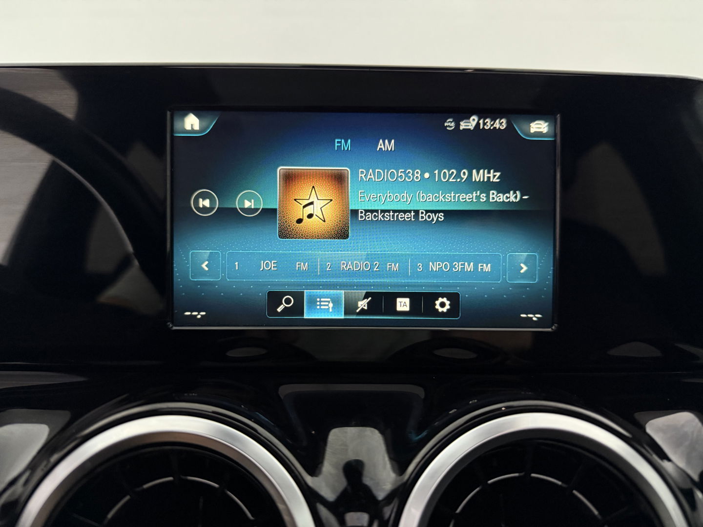 Mercedes-Benz B-Klasse 200 | Pano | Virtual | Stoelverw. | Camera | Cruise | LED