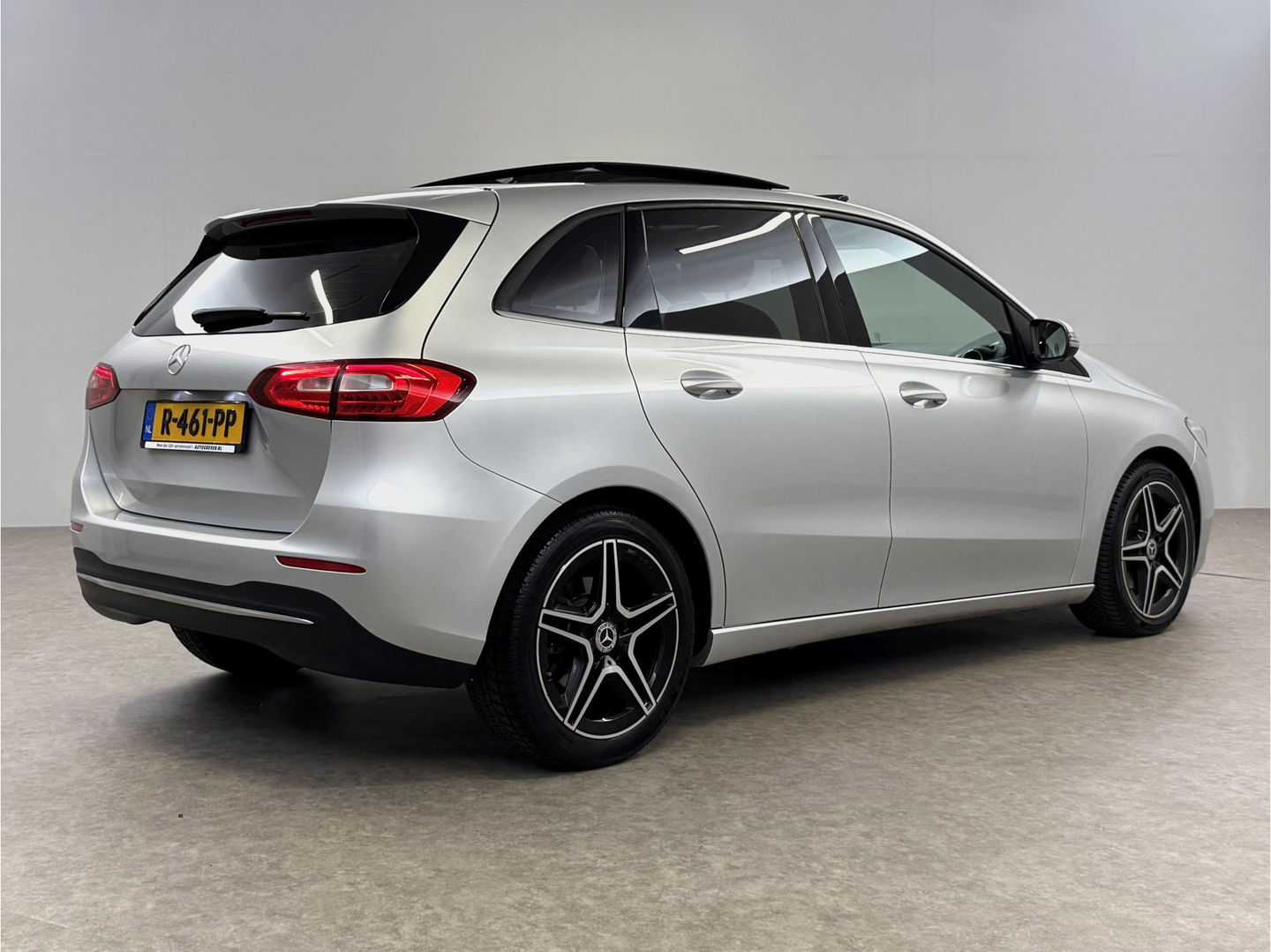 Mercedes-Benz B-Klasse 200 | Pano | Virtual | Stoelverw. | Camera | Cruise | LED