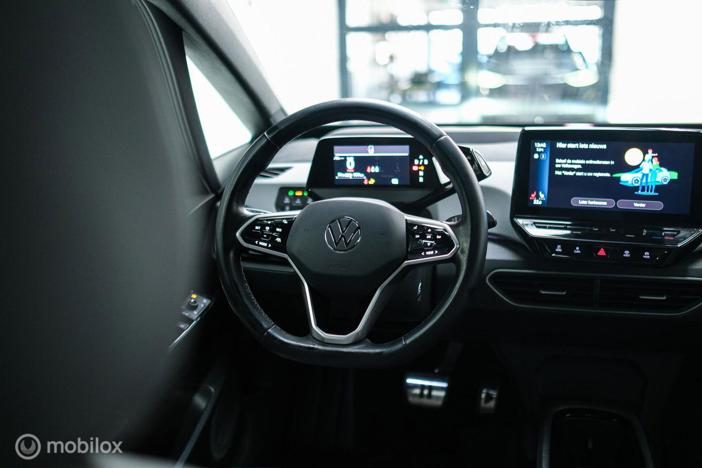 Volkswagen ID.3 Business 58 kWh PRO | Panorama | Trekhaak | Stoel + stuurwiel verwarming | vol opties | Rijklaarprijs |
