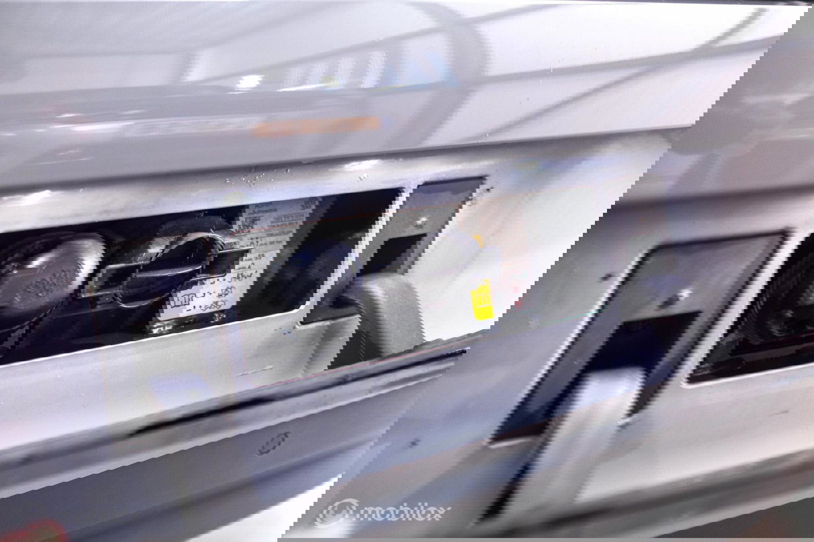 Volkswagen ID.3 Business 58 kWh PRO | Panorama | Trekhaak | Stoel + stuurwiel verwarming | vol opties | Rijklaarprijs |