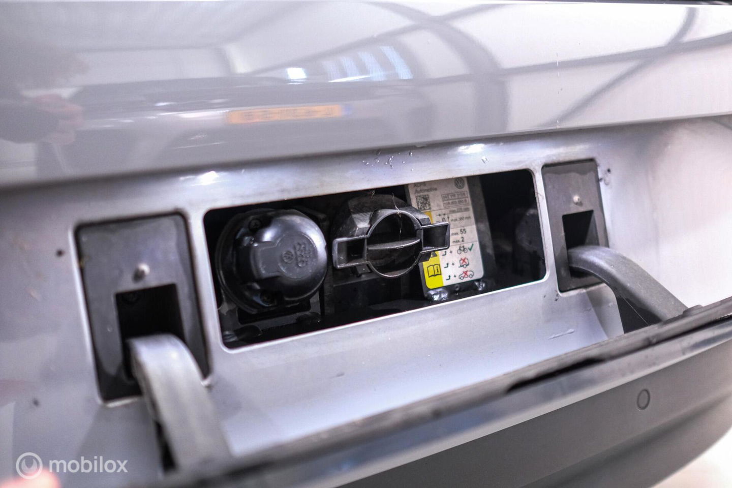 Volkswagen ID.3 Business 58 kWh PRO | Panorama | Trekhaak | Stoel + stuurwiel verwarming | vol opties | Rijklaarprijs |