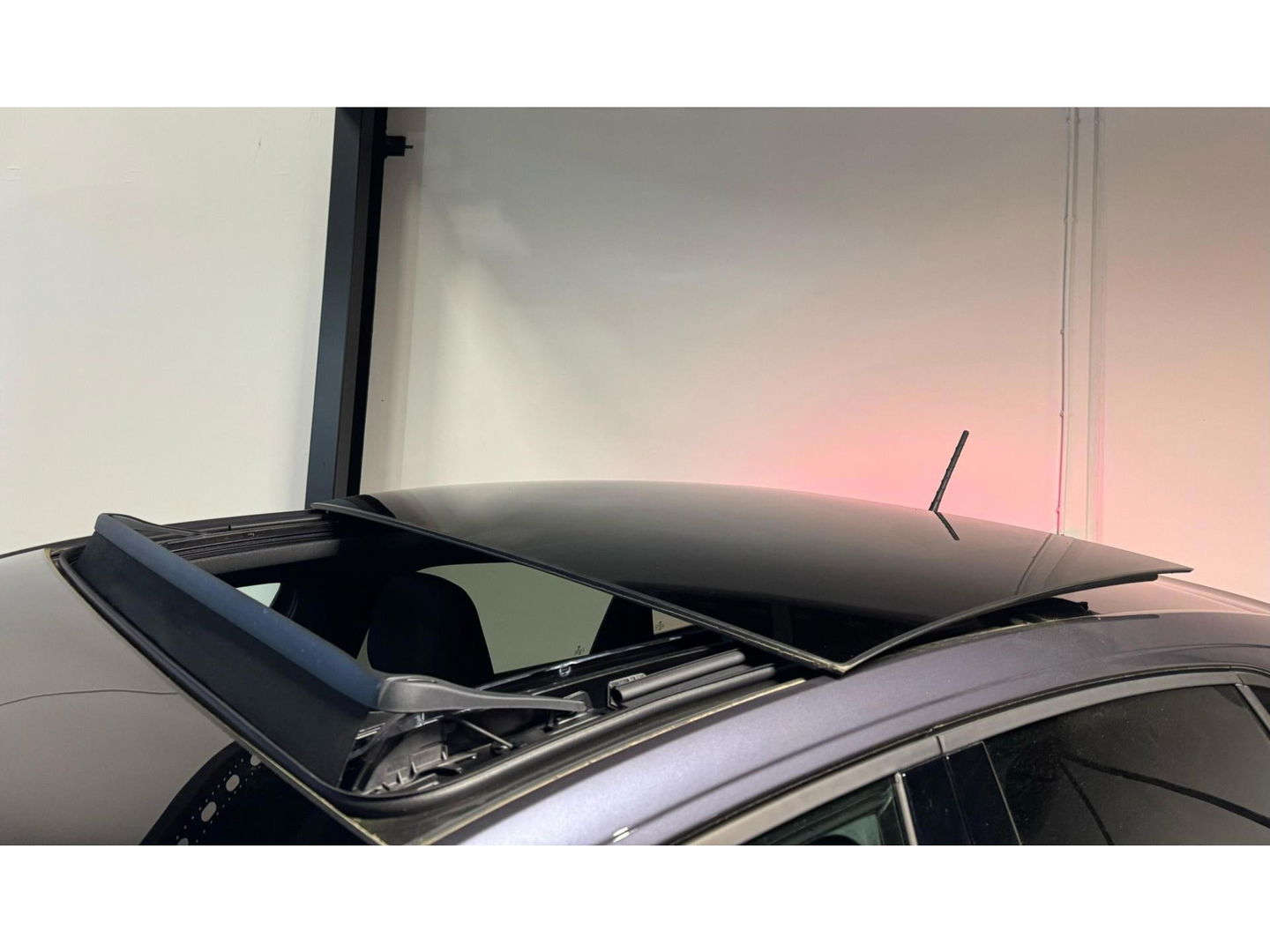 Volkswagen Taigo 1.5 TSI R-Line PANO KEYLESS CAM BEATS'