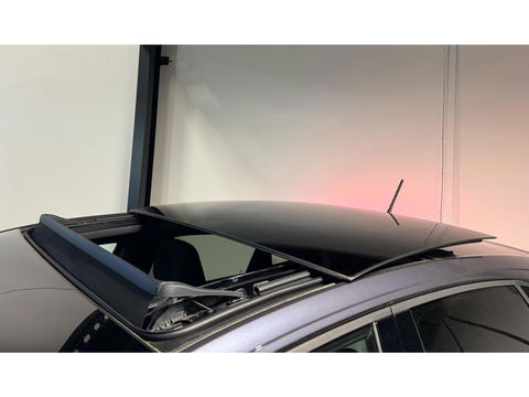 Volkswagen Taigo 1.5 TSI R-Line PANO KEYLESS CAM BEATS'