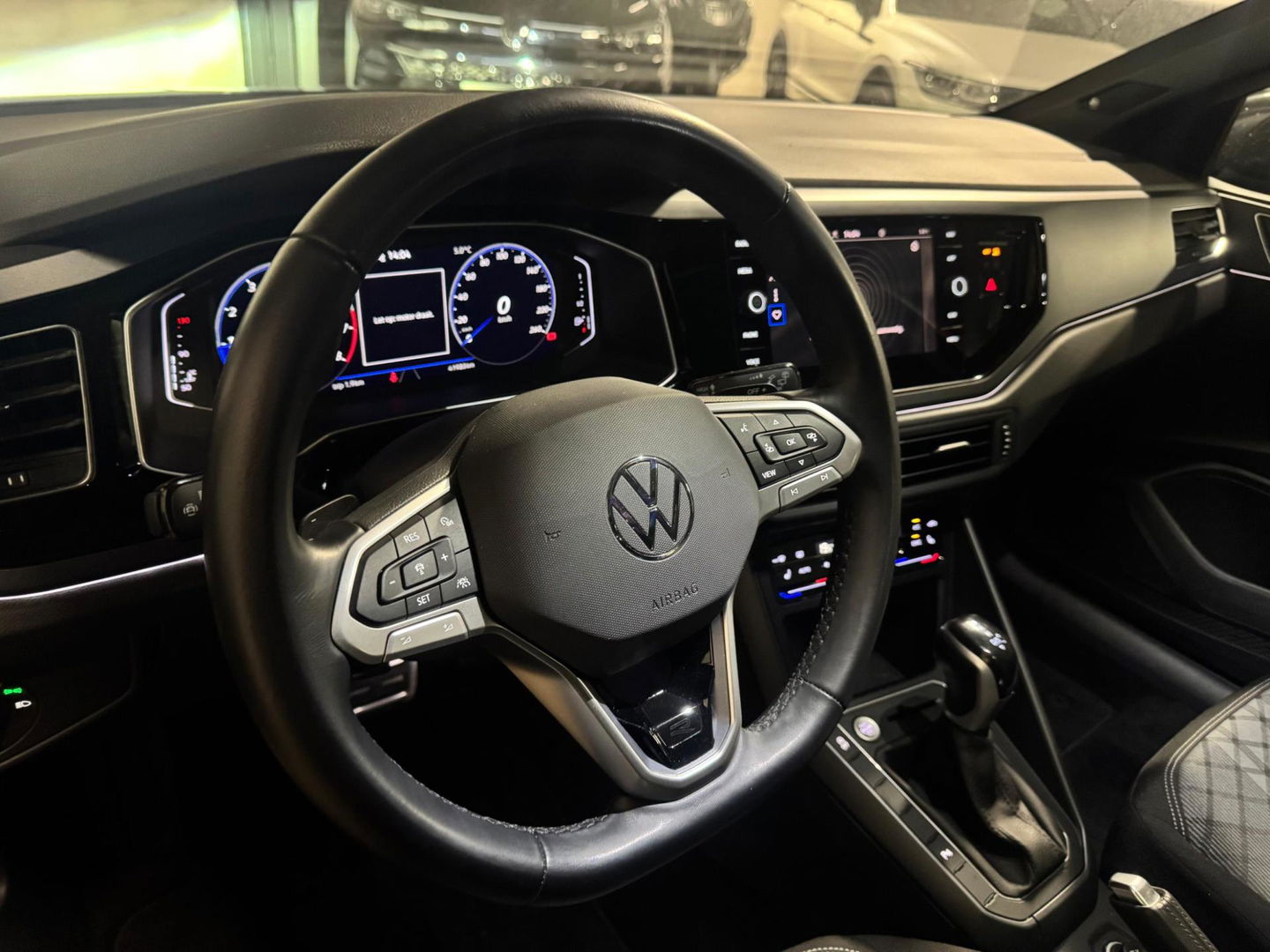 Volkswagen Taigo 1.5 TSI R-Line PANO KEYLESS CAM BEATS'