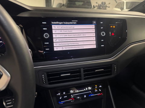 Volkswagen Taigo 1.5 TSI R-Line PANO KEYLESS CAM BEATS'