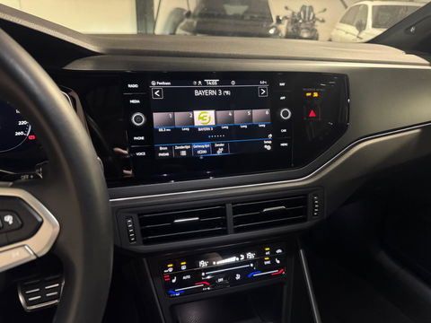 Volkswagen Taigo 1.5 TSI R-Line PANO KEYLESS CAM BEATS'