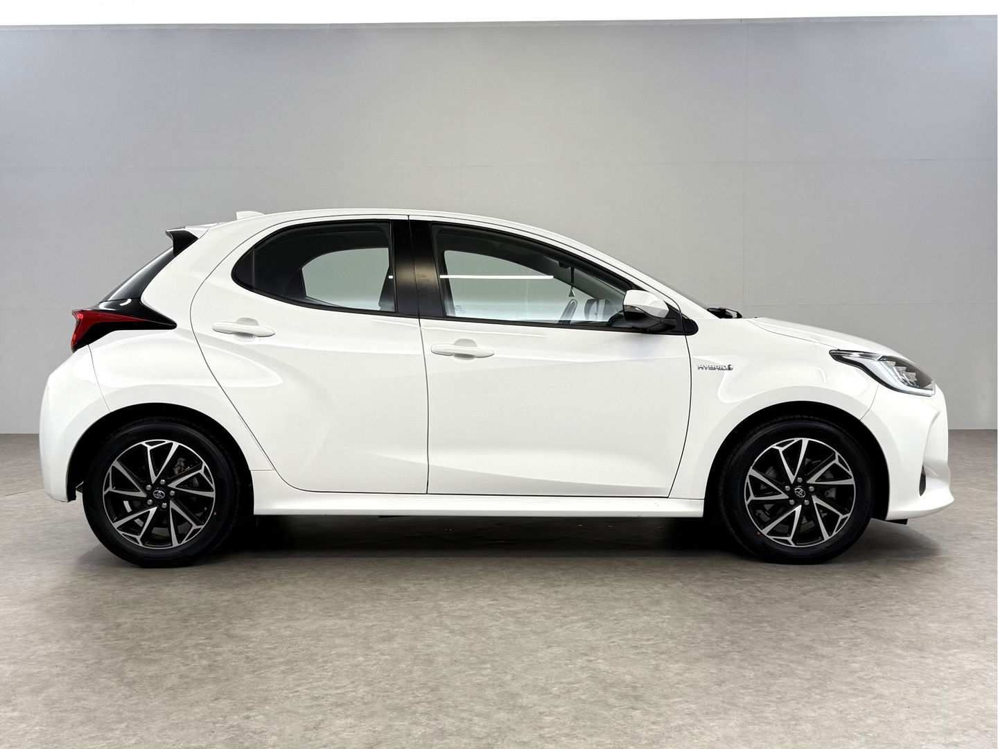 Toyota Yaris 1.5 Hybrid Dynamic | Camera | Carplay | Cruise | LED | NAP