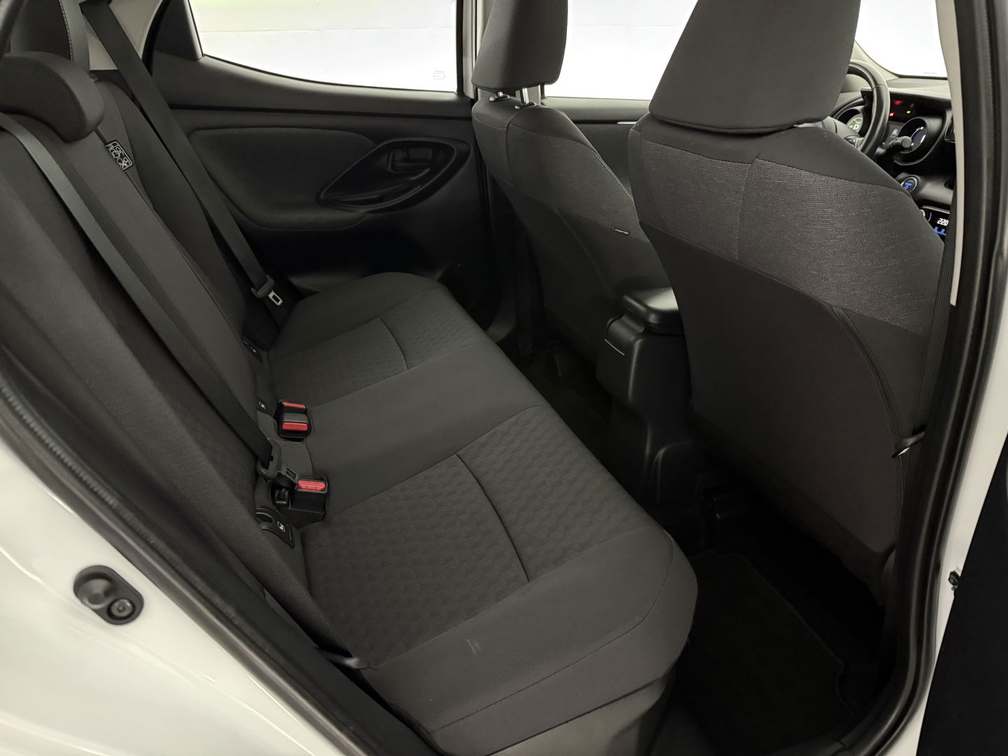 Toyota Yaris 1.5 Hybrid Dynamic | Camera | Carplay | Cruise | LED | NAP