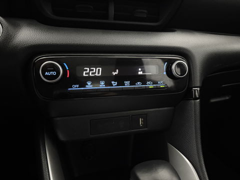 Toyota Yaris 1.5 Hybrid Dynamic | Camera | Carplay | Cruise | LED | NAP