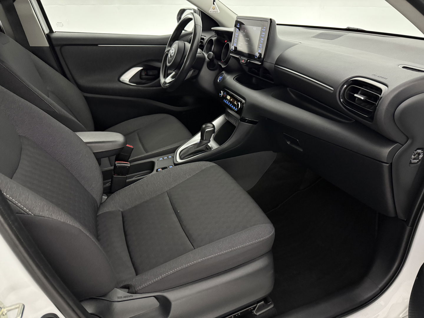 Toyota Yaris 1.5 Hybrid Dynamic | Camera | Carplay | Cruise | LED | NAP