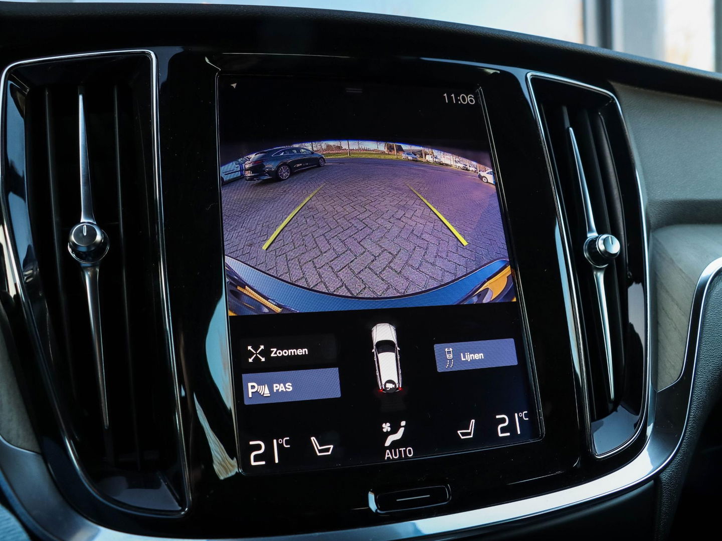 Volvo V60 2.0 T5 Inscription 250PK Camera Leder Dealeronderhouden!