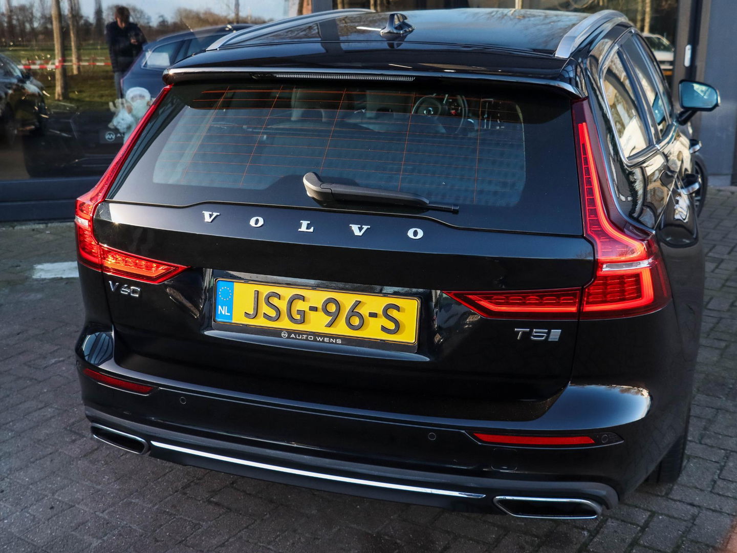 Volvo V60 2.0 T5 Inscription 250PK Camera Leder Dealeronderhouden!