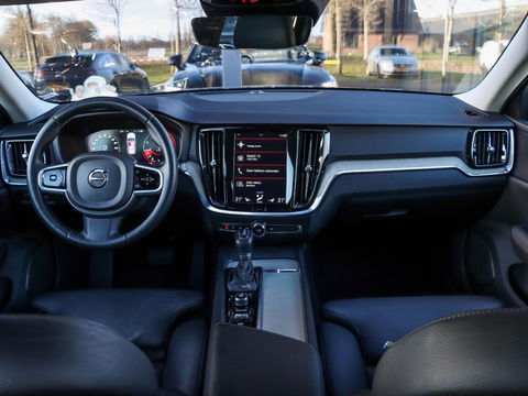 Volvo V60 2.0 T5 Inscription 250PK Camera Leder Dealeronderhouden!