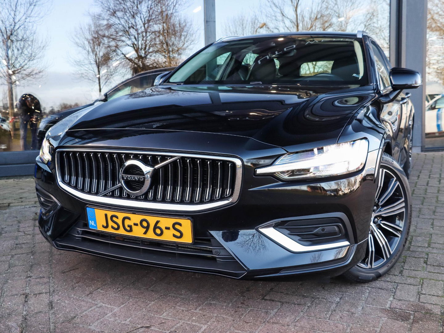 Volvo V60 2.0 T5 Inscription 250PK Camera Leder Dealeronderhouden!