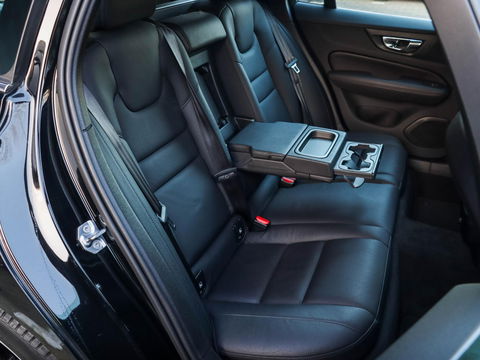 Volvo V60 2.0 T5 Inscription 250PK Camera Leder Dealeronderhouden!