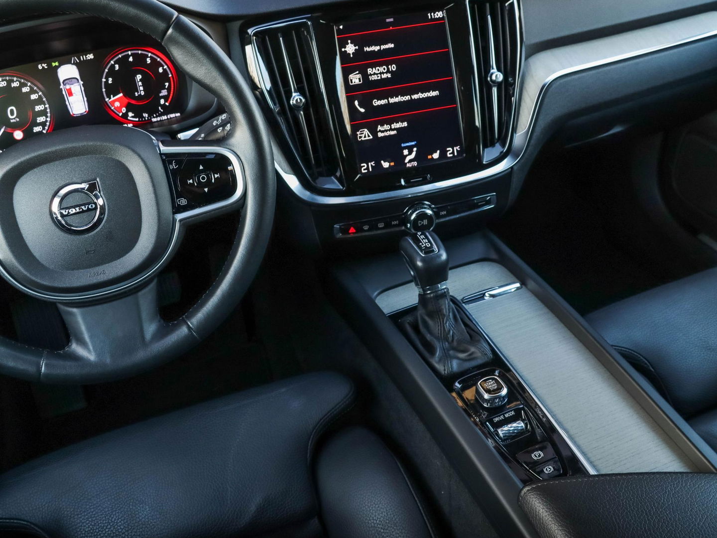 Volvo V60 2.0 T5 Inscription 250PK Camera Leder Dealeronderhouden!