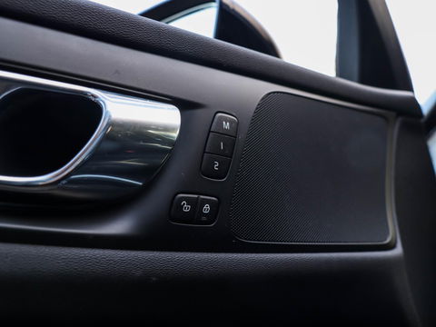 Volvo V60 2.0 T5 Inscription 250PK Camera Leder Dealeronderhouden!