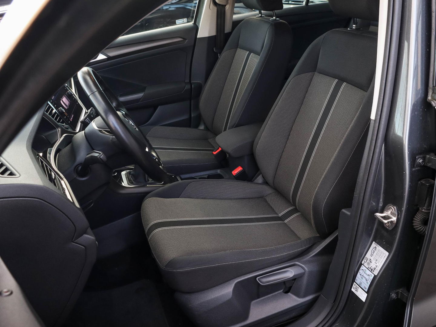 Volkswagen T-Roc 1.0 TSI Style 115pk Trekhaak Navigatie Camera