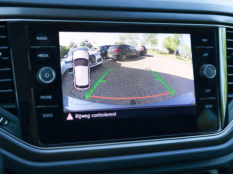 Volkswagen T-Roc 1.0 TSI Style 115pk Trekhaak Navigatie Camera