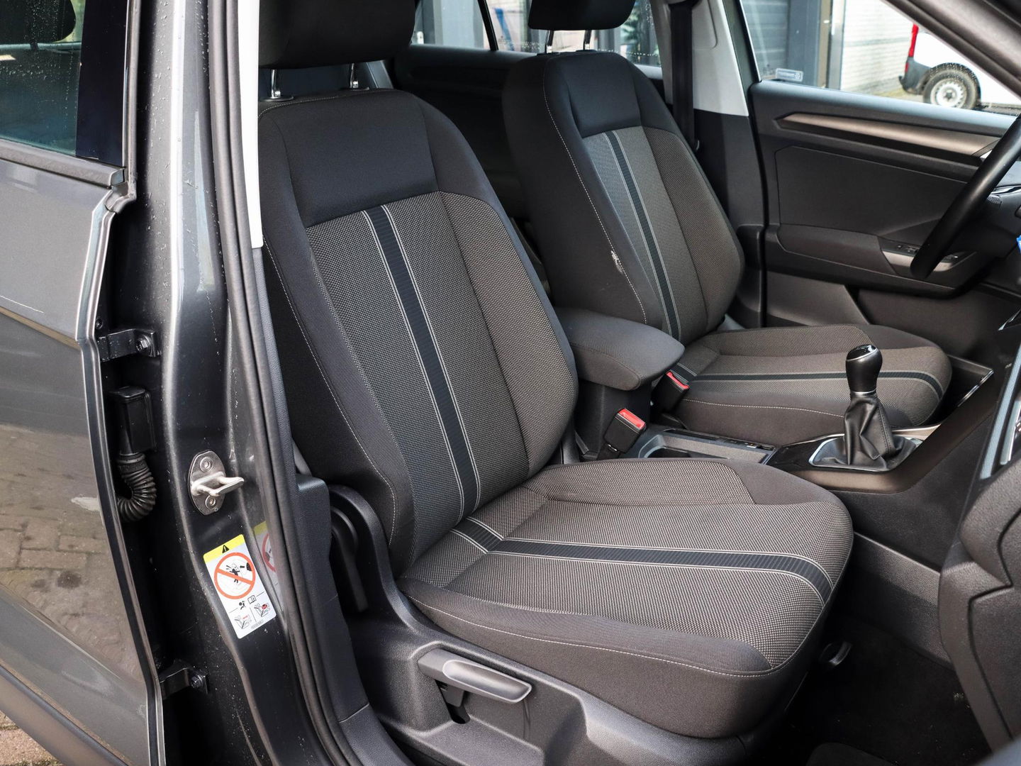 Volkswagen T-Roc 1.0 TSI Style 115pk Trekhaak Navigatie Camera