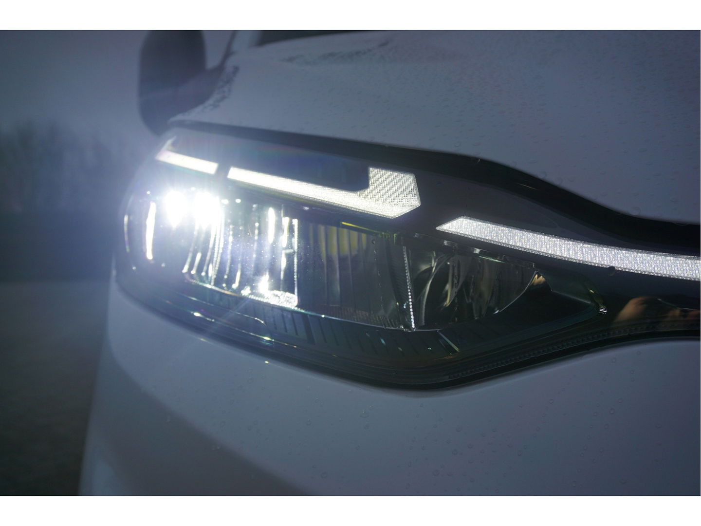 Ford Transit Custom 300L 170PK Trend AUT BPM VRIJ!! 13" Sync Apple CP/Android A, Camera!! NR. J689*