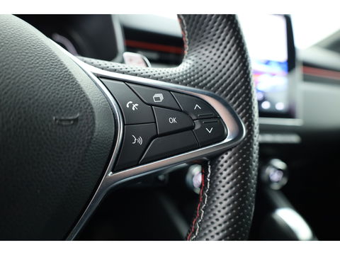 Renault Clio 1.3 TCe R.S. Line Automaat | 360cam | Afn. Trekhaak | Adapt. Cruise | Keyless | All Seasons | Apple CarPlay | Navi | Dodehoekdet. | LED