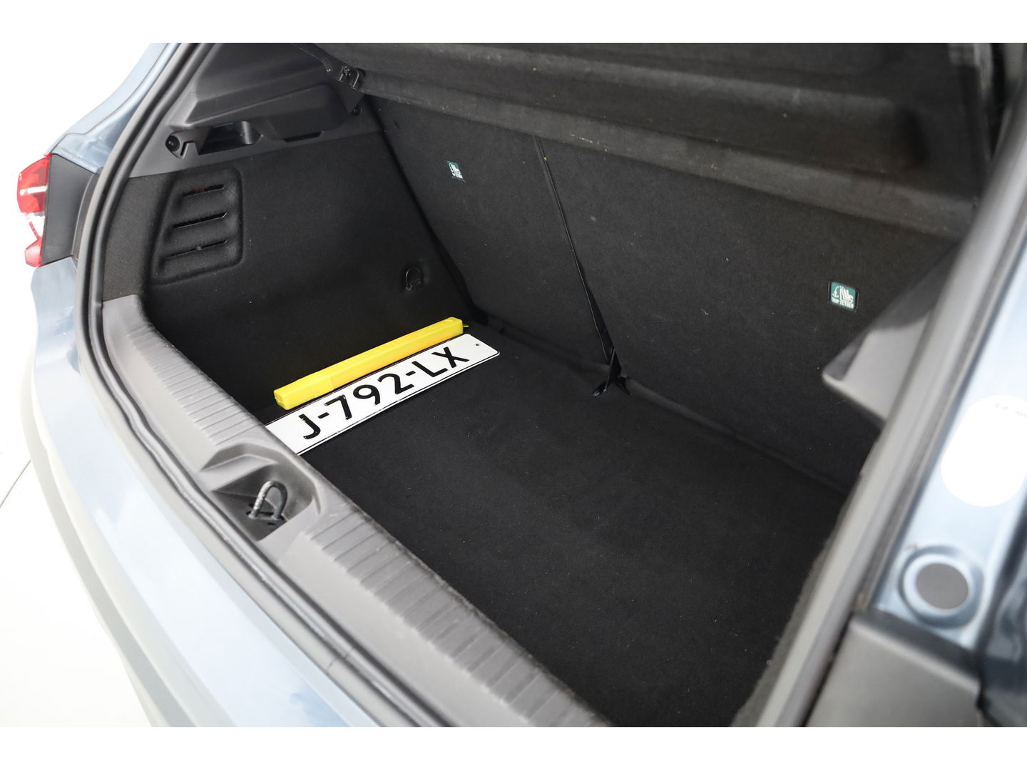 Renault Clio 1.3 TCe R.S. Line Automaat | 360cam | Afn. Trekhaak | Adapt. Cruise | Keyless | All Seasons | Apple CarPlay | Navi | Dodehoekdet. | LED