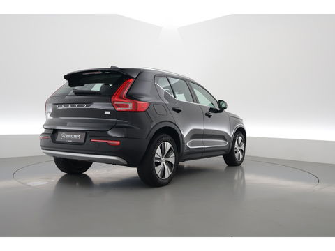 Volvo XC40 1.5 T4 Plug-in hybrid Plus Bright Facelift | Leer  | Elek. stoelen | H&K Audio | Adap. cruise | stoel + stuurverwa. |