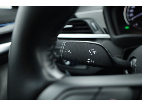 BMW X2 xDrive25e M Sport | Apple CarPlay en Android Auto | Memory | Pano | Navi | Cruise | LED | 19"