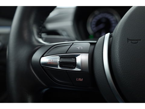 BMW X2 xDrive25e M Sport | Apple CarPlay en Android Auto | Memory | Pano | Navi | Cruise | LED | 19"