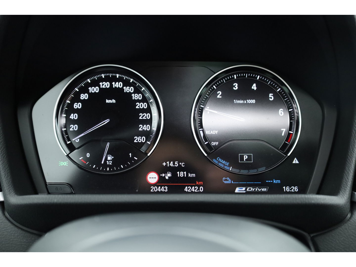 BMW X2 xDrive25e M Sport | Apple CarPlay en Android Auto | Memory | Pano | Navi | Cruise | LED | 19"