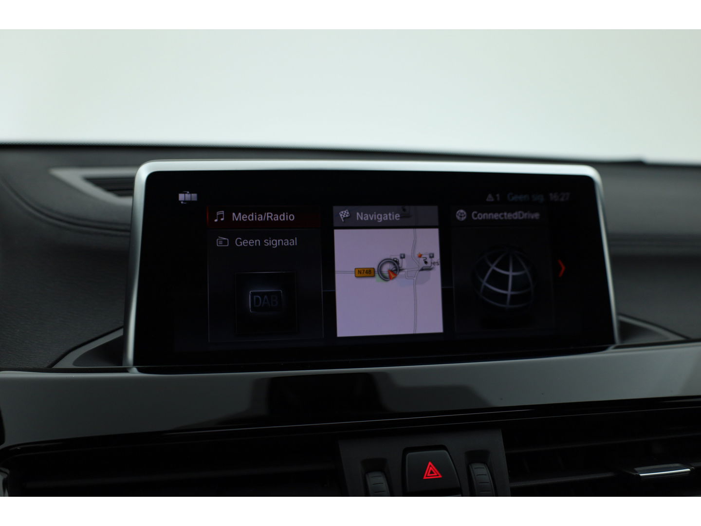 BMW X2 xDrive25e M Sport | Apple CarPlay en Android Auto | Memory | Pano | Navi | Cruise | LED | 19"