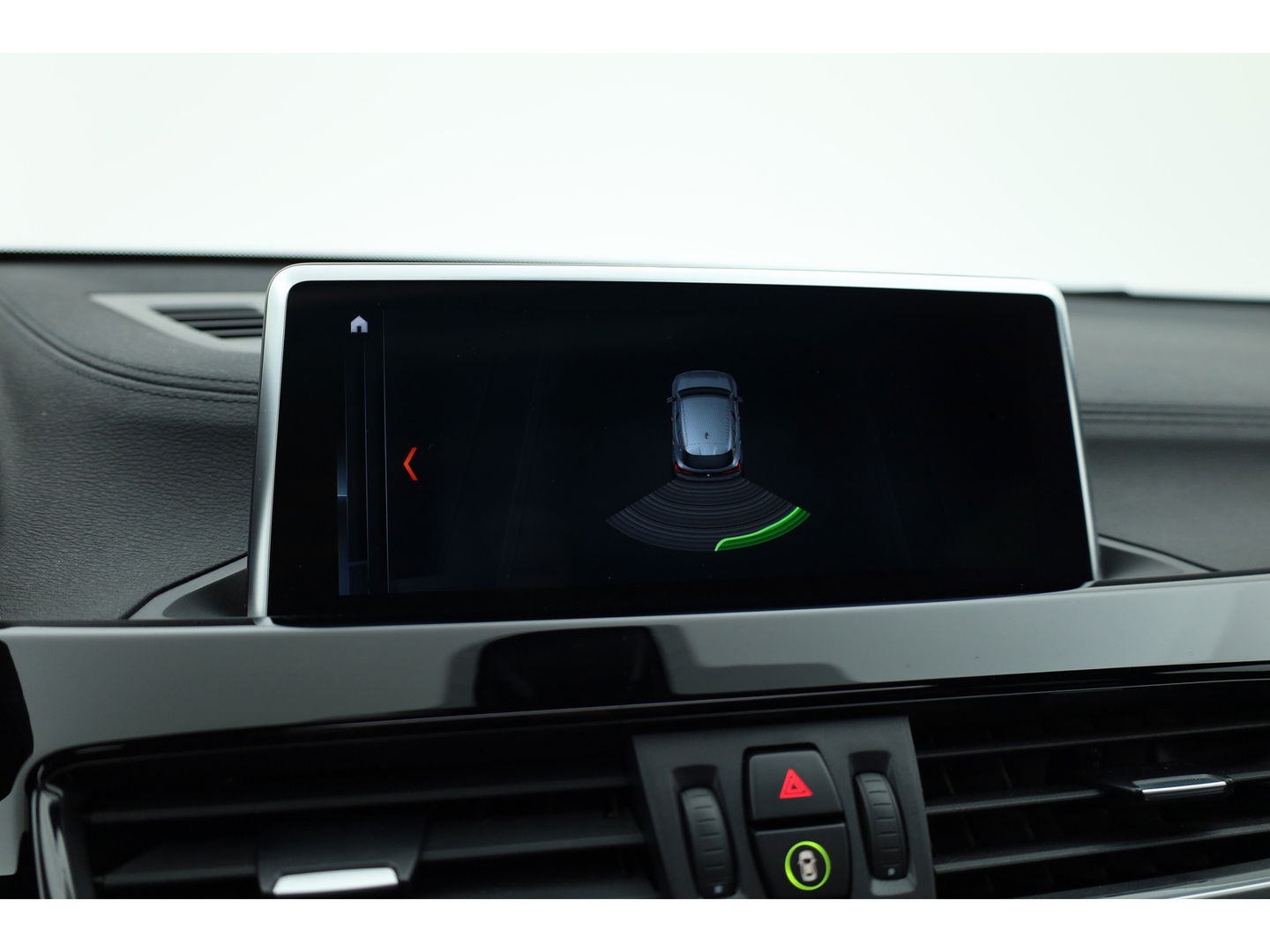 BMW X2 xDrive25e M Sport | Apple CarPlay en Android Auto | Memory | Pano | Navi | Cruise | LED | 19"