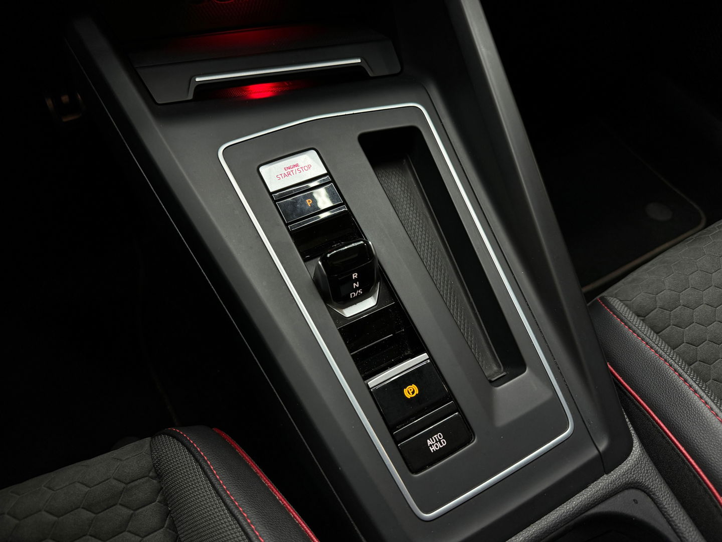 Volkswagen Golf 2.0 TSI GTI Clubsport Pano|IQ|Camera|Sfeer