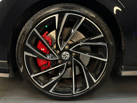 Volkswagen Golf 2.0 TSI GTI Clubsport Pano|IQ|Camera|Sfeer