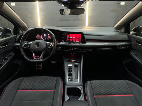 Volkswagen Golf 2.0 TSI GTI Clubsport Pano|IQ|Camera|Sfeer