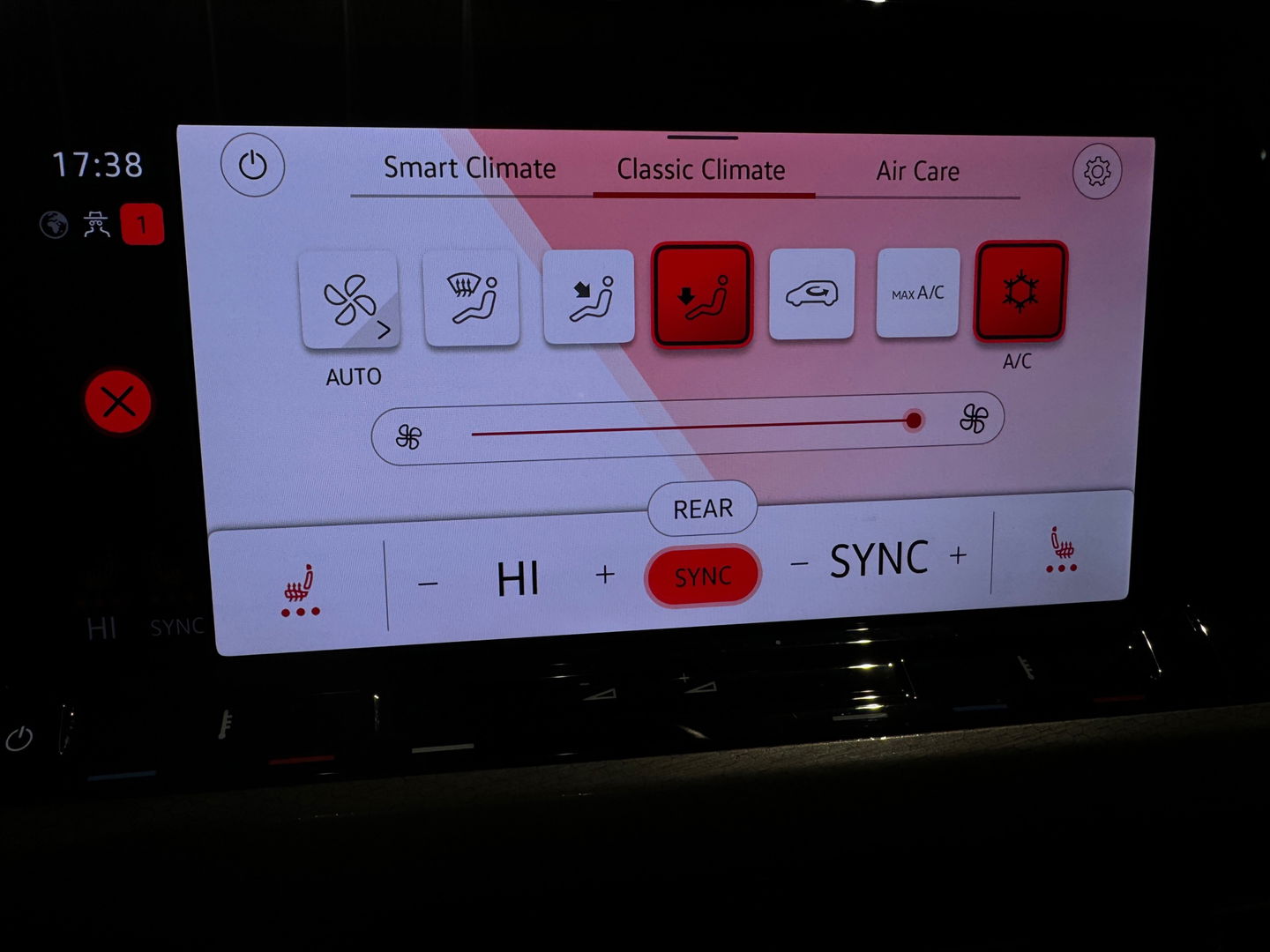 Volkswagen Golf 2.0 TSI GTI Clubsport Pano|H/K|HuD|IQ|Keyless