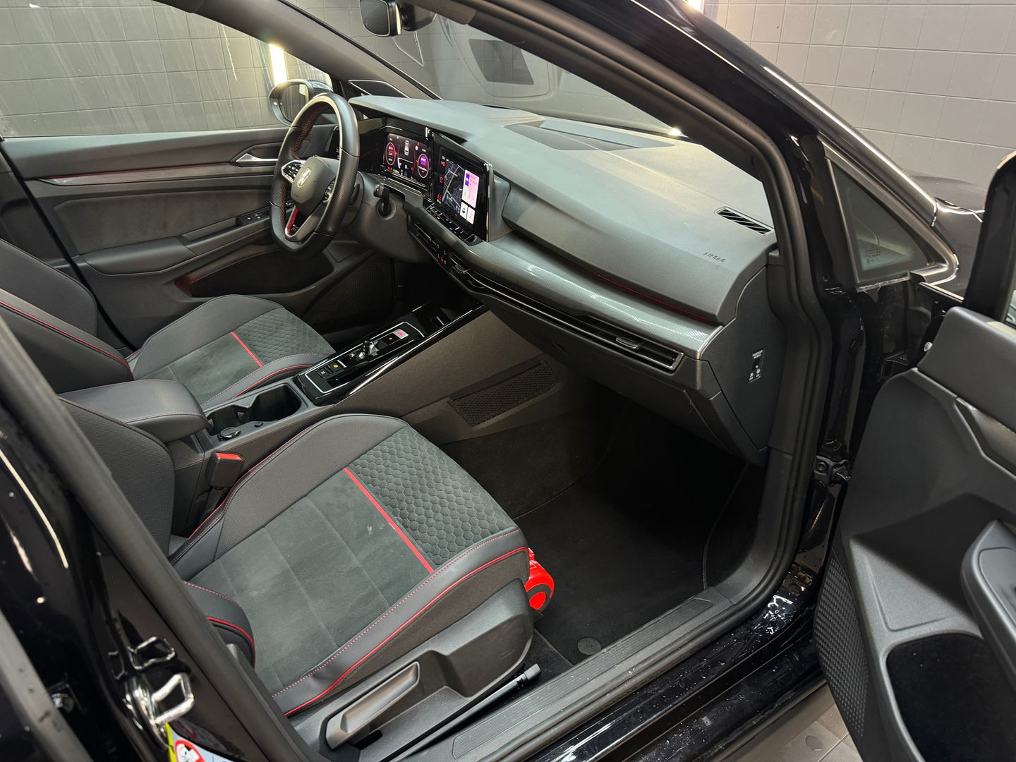 Volkswagen Golf 2.0 TSI GTI Clubsport Pano|H/K|HuD|IQ|Keyless