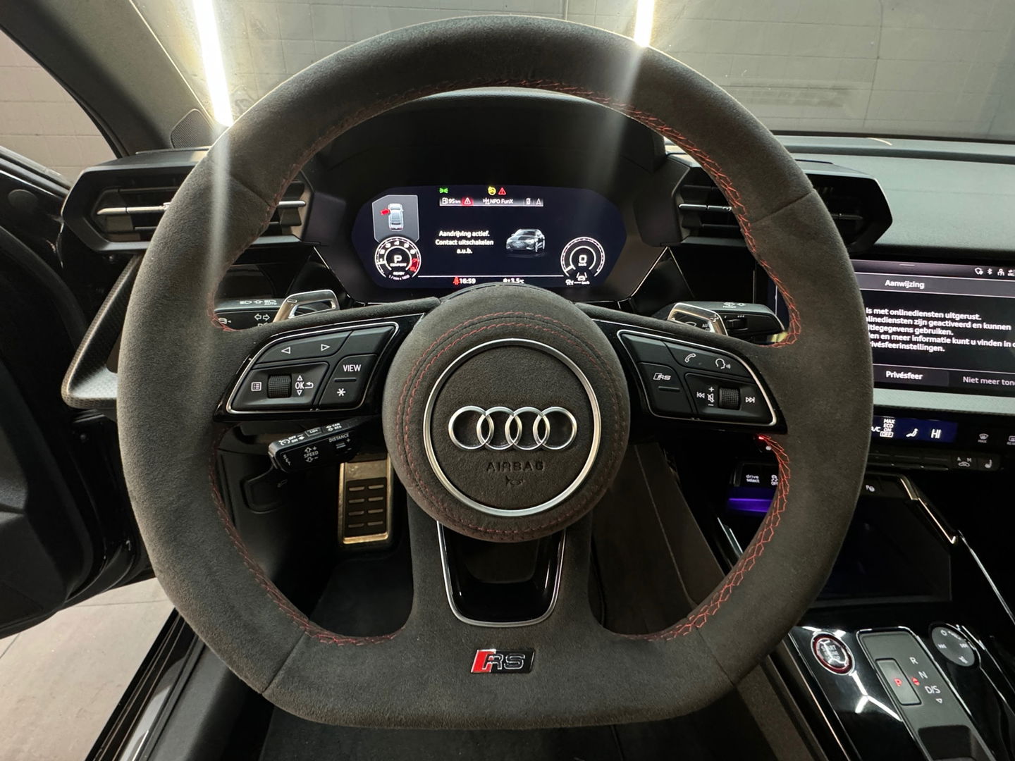 Audi RS3 Limousine 2.5 TFSI quattro Pano|B&O|HuD|Alcantara