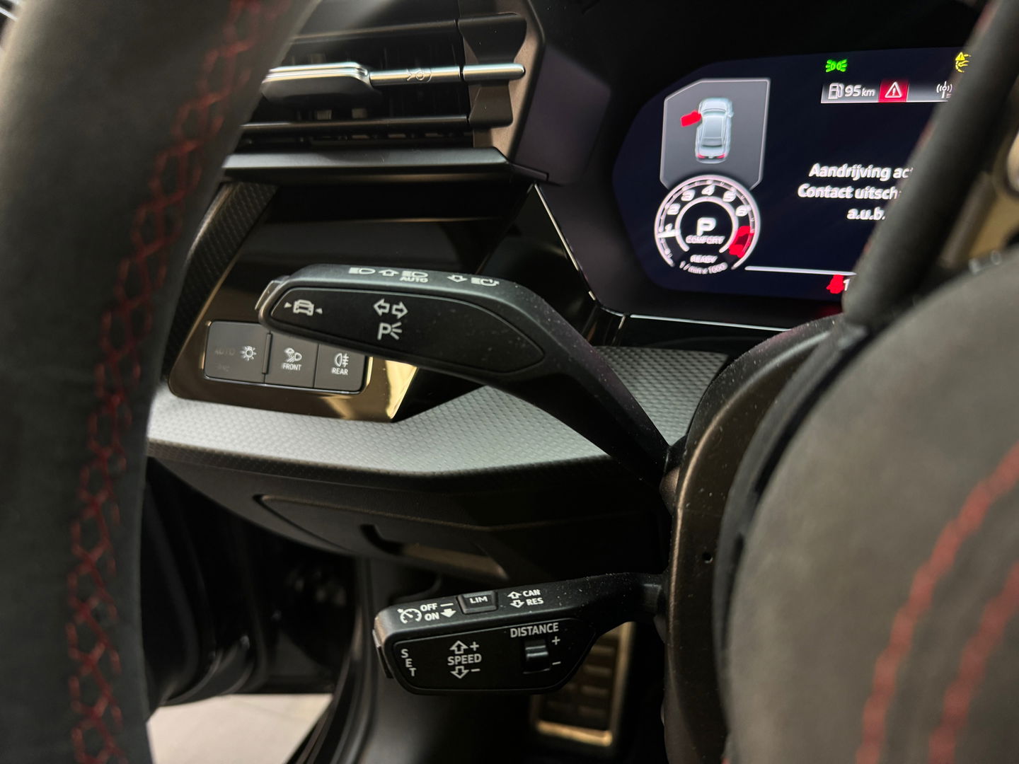 Audi RS3 Limousine 2.5 TFSI quattro Pano|B&O|HuD|Alcantara