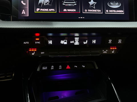 Audi RS3 Limousine 2.5 TFSI quattro Pano|B&O|HuD|Alcantara