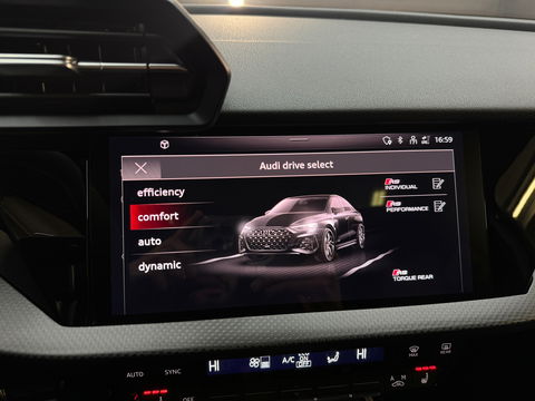 Audi RS3 Limousine 2.5 TFSI quattro Pano|B&O|HuD|Alcantara