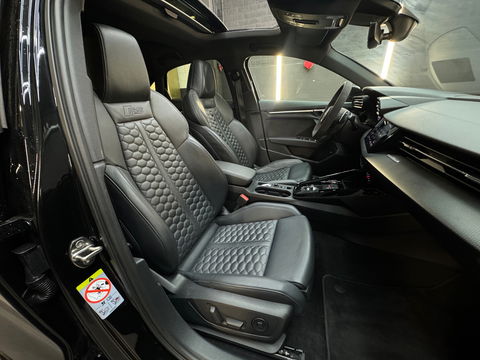 Audi RS3 Limousine 2.5 TFSI quattro Pano|B&O|HuD|Alcantara